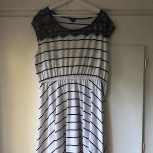Torrid black and white striped dress with lace collar